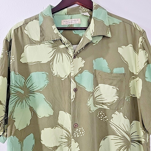 Island Republic Men’s 2XL 100% Silk Hawaiian Shirt Green Floral Button Up - Picture 3 of 6